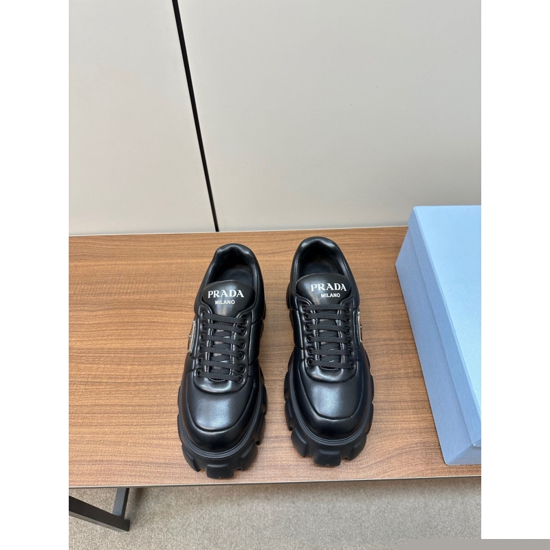 Pra*a casual shoes